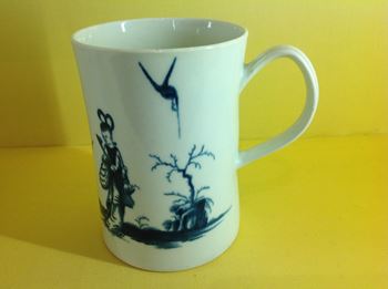 A Worcester mug 