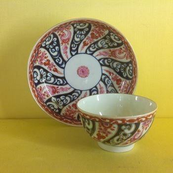 A Worcester tea bowl and saucer 