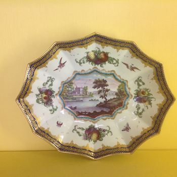 A rare Worcester twelve sided dish