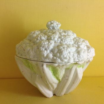 A rare Longton Hall cauliflower shaped tureen and cover 