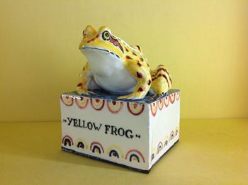 A David Cleverly pottery model of a frog