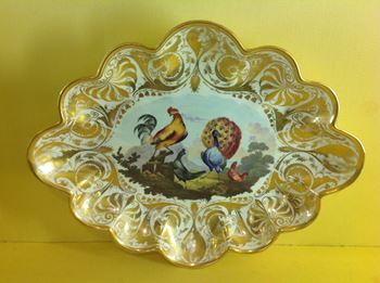 A Derby lobed oval dish 