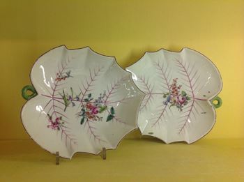 A pair of Chelsea leaf shaped dishes 