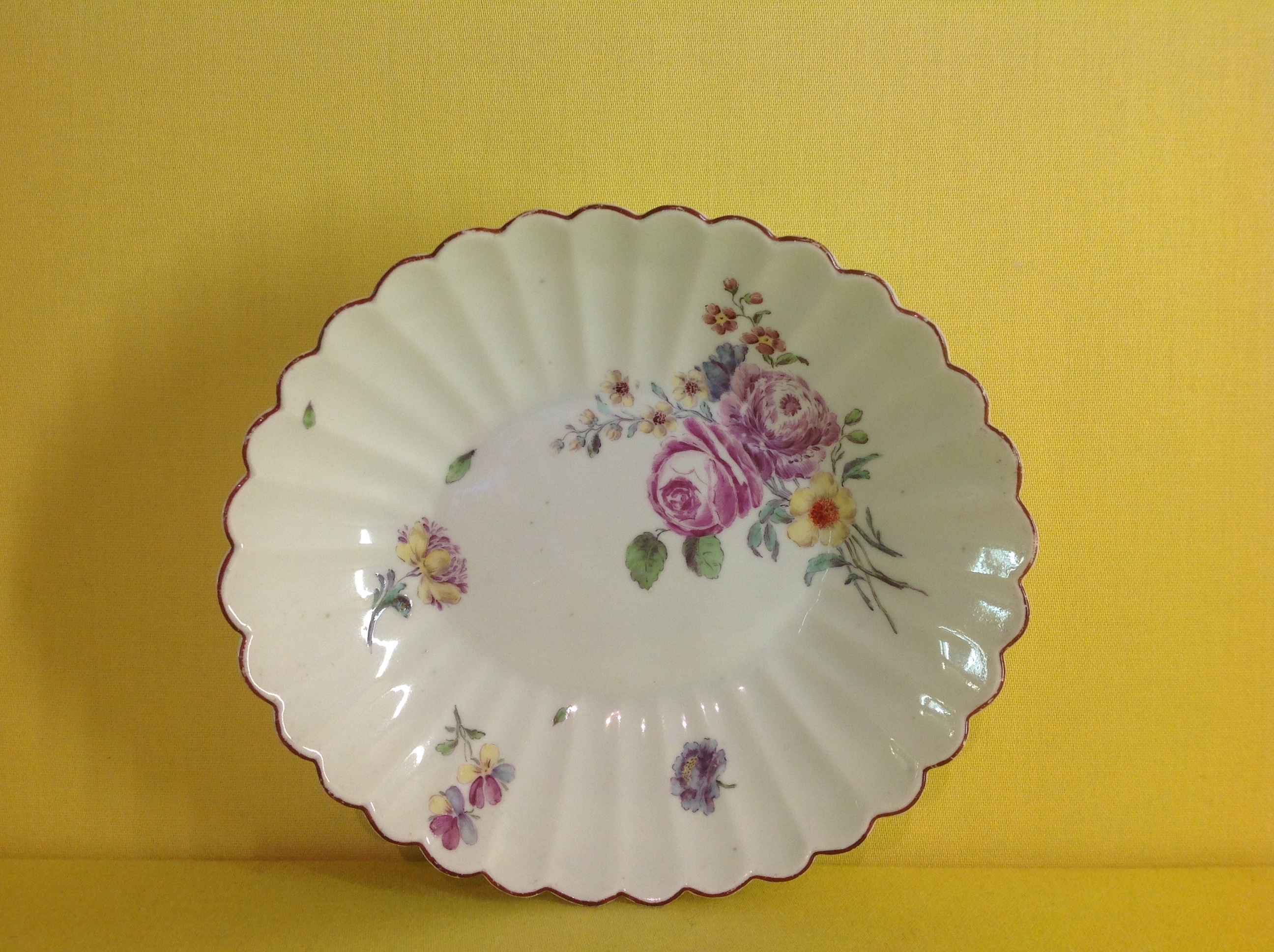 A Chelsea fluted oval dish