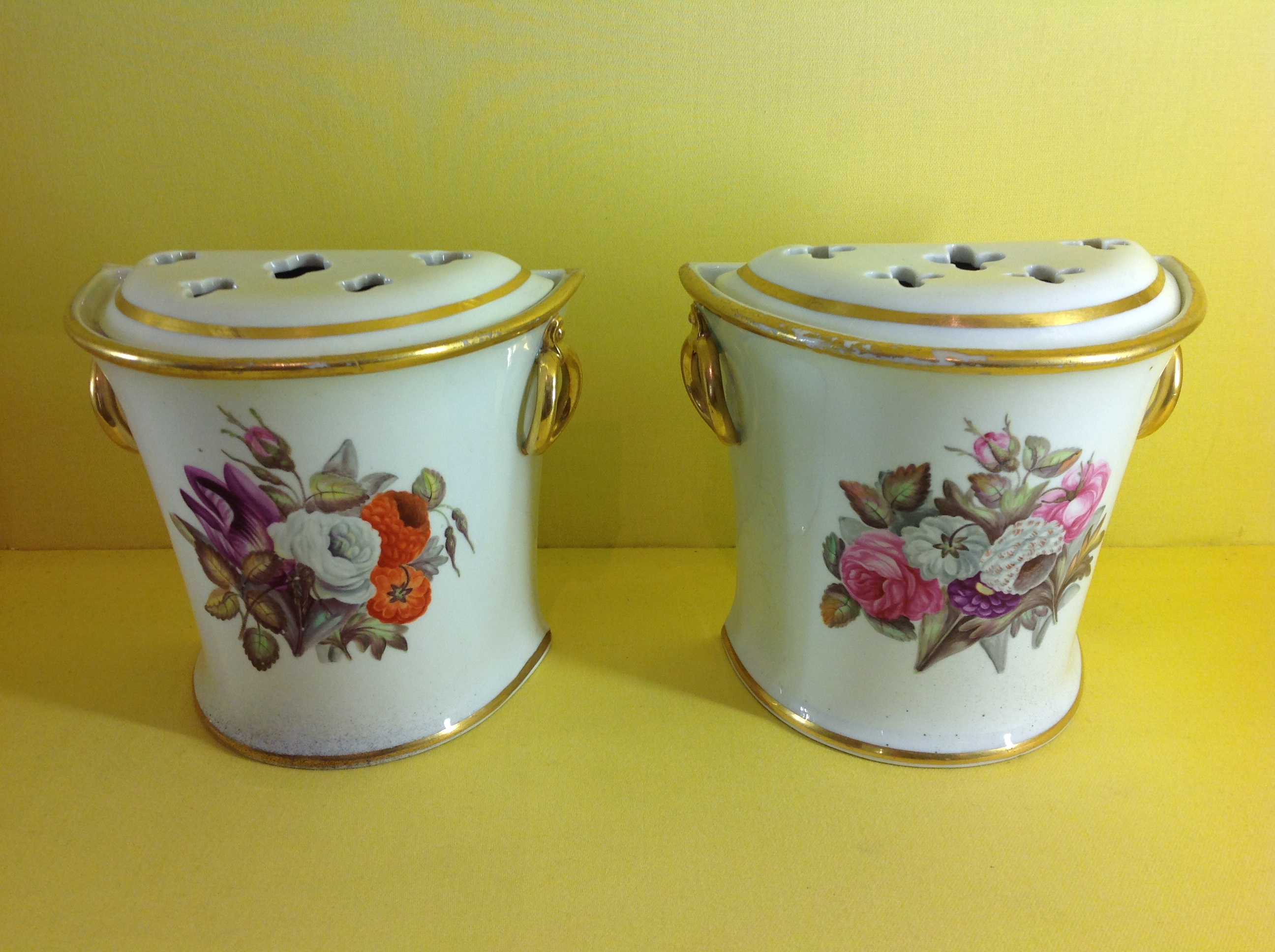 A pair of Davenport small bough pots and covers