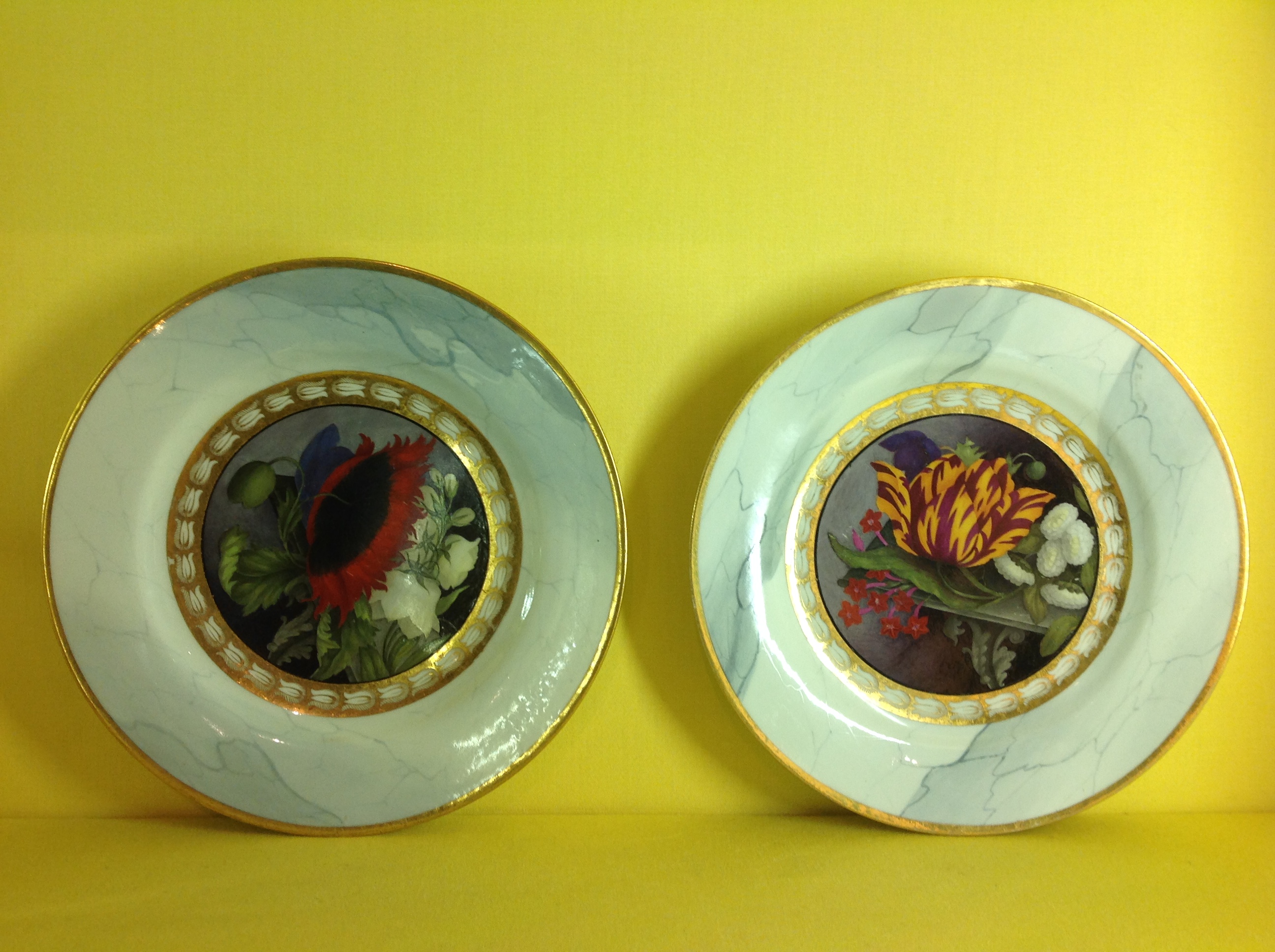 A pair of Barr Flight and Barr Worcester plates