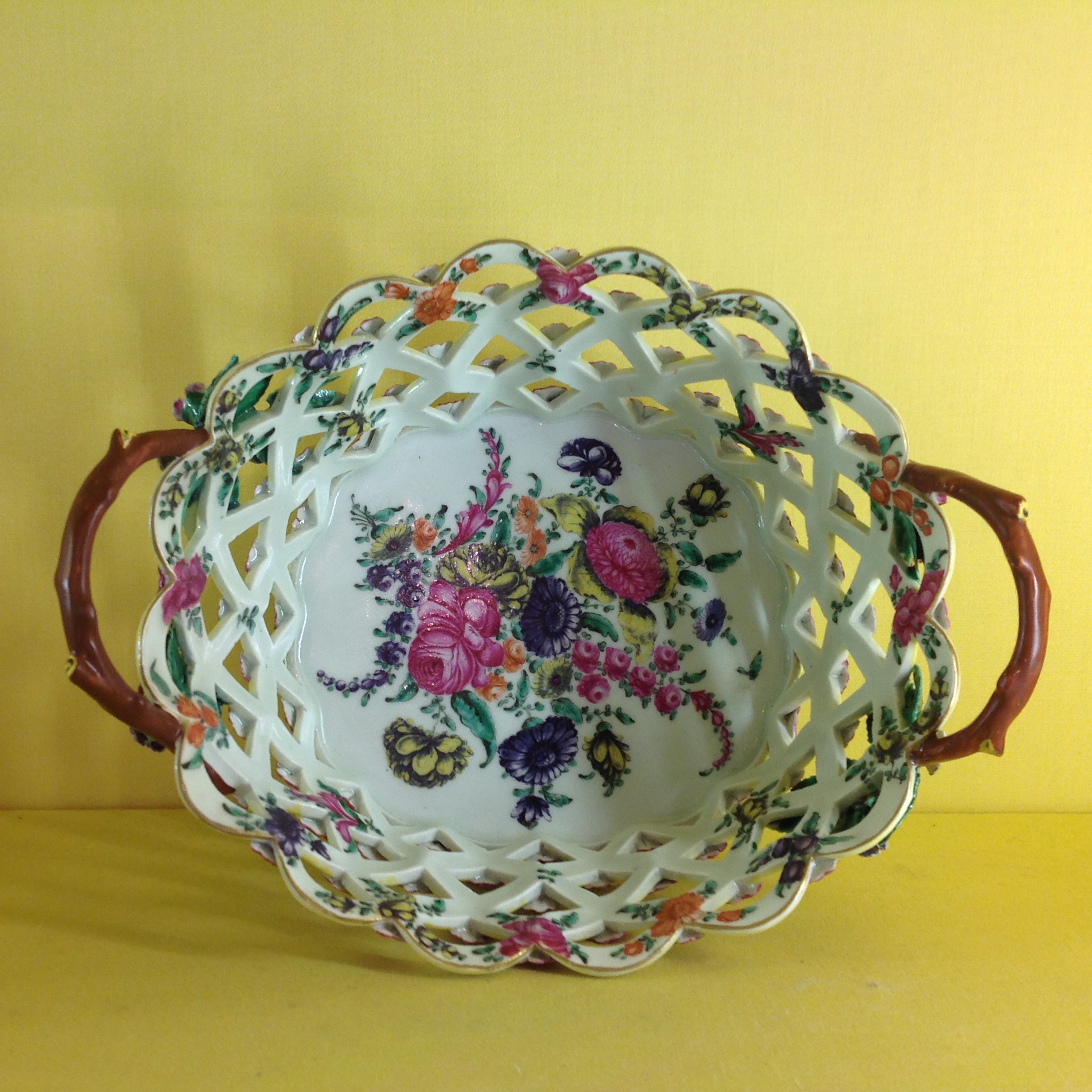 A Worcester yellow ground large basket 