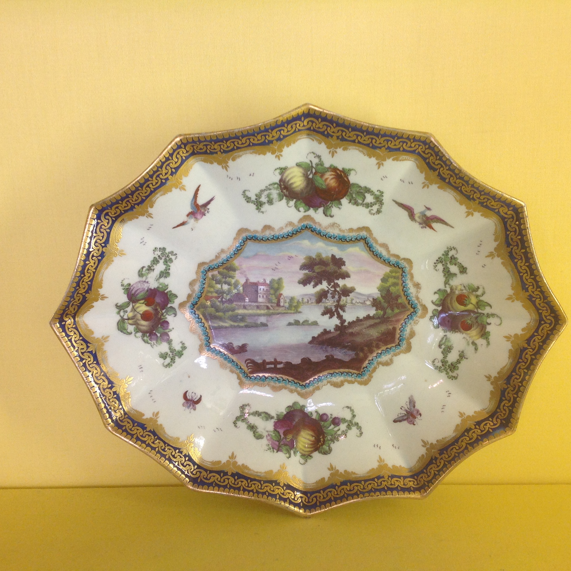 A rare Worcester twelve sided dish