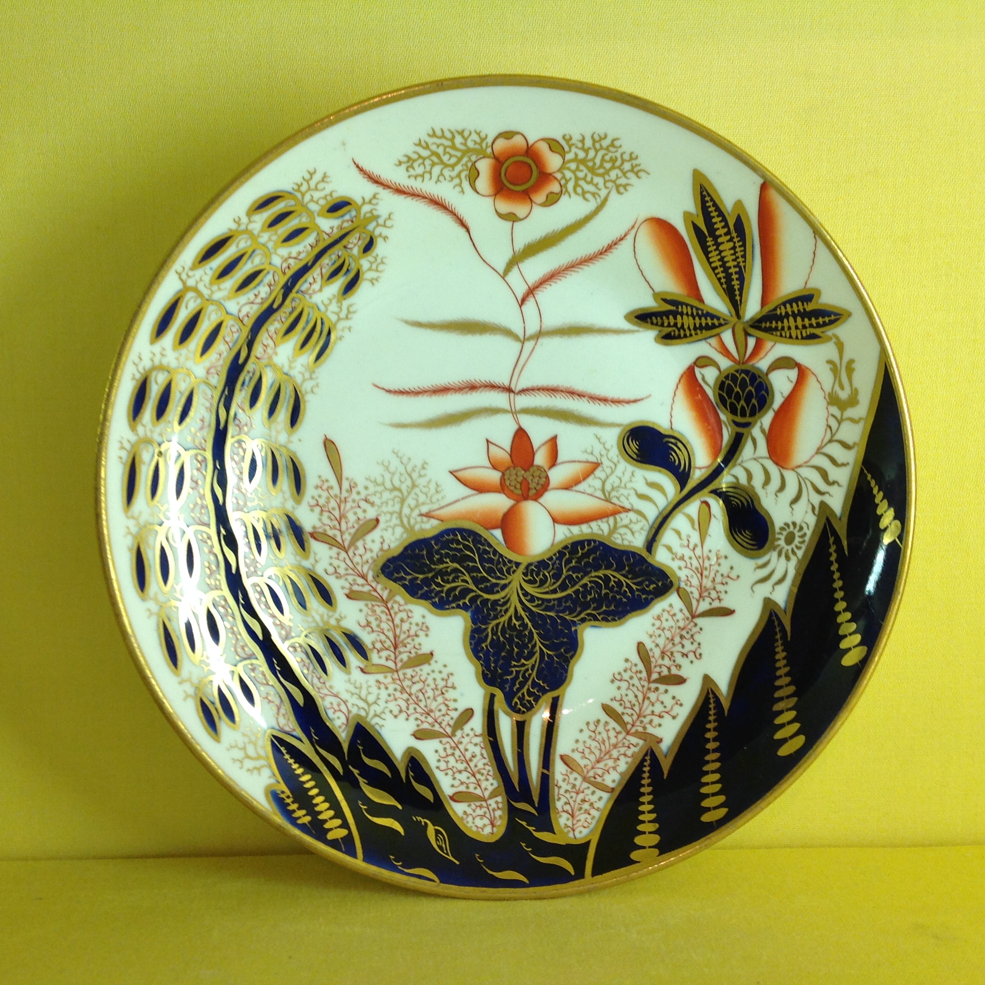 A Spode saucer dish