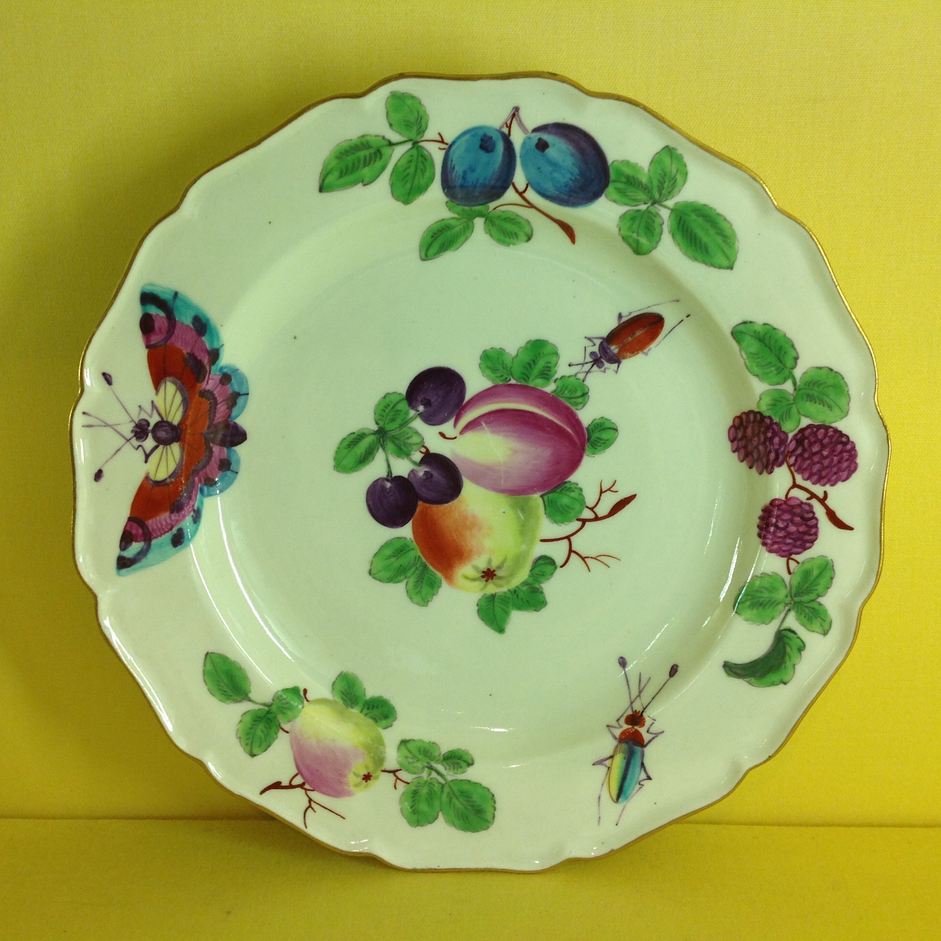 A Worcester plate 