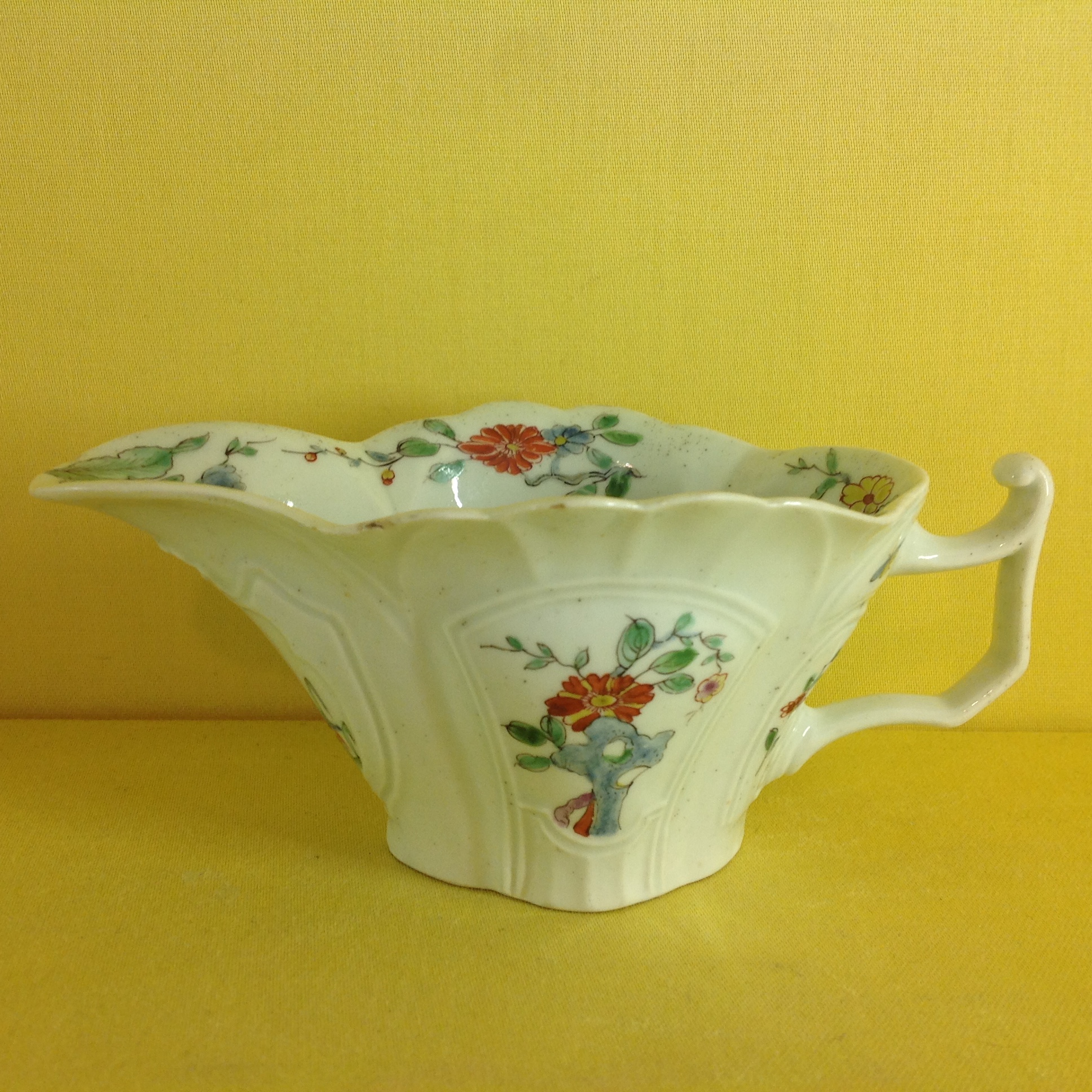 A rare Worcester flared oval sauceboat 