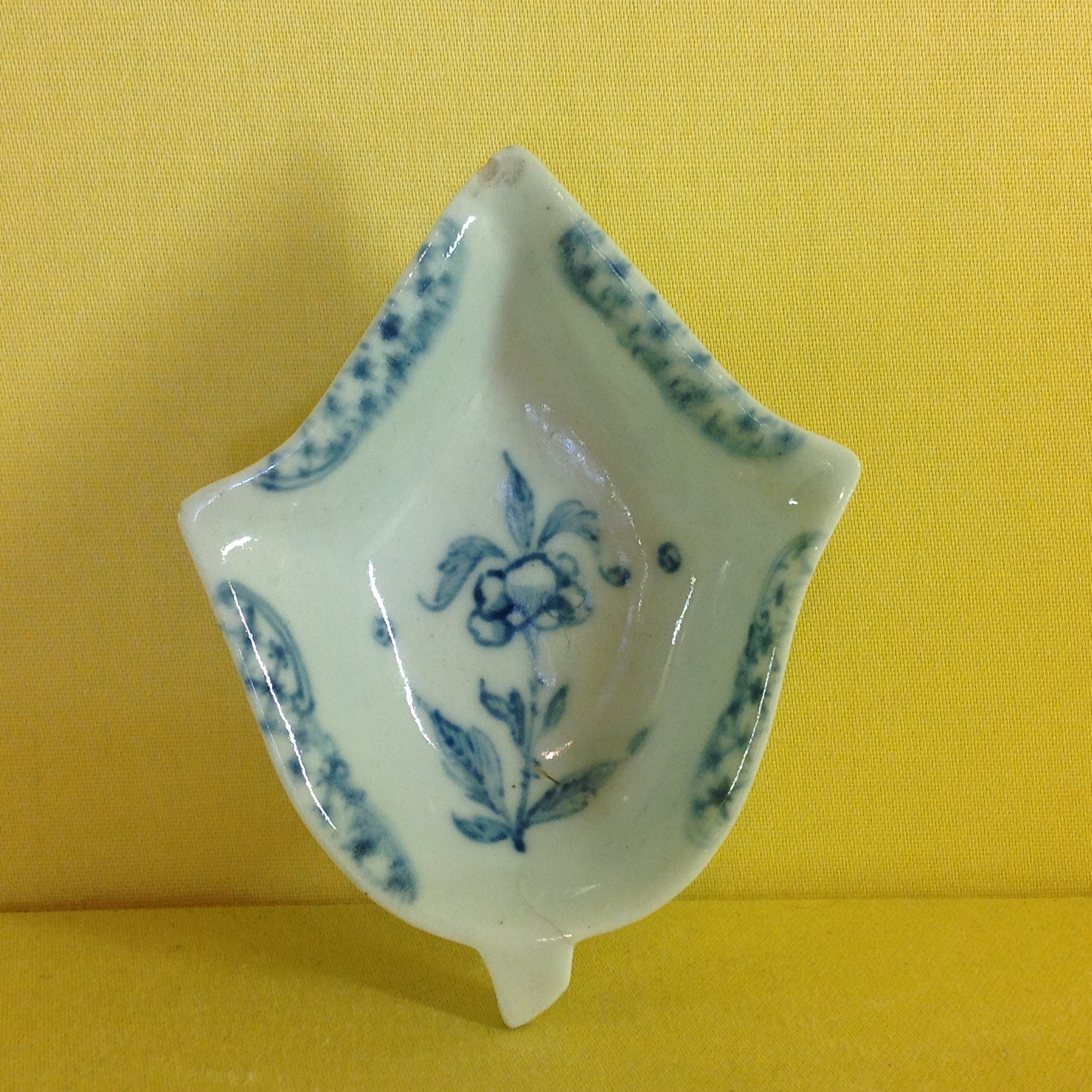 A rare Lund's Bristol pickle dish 