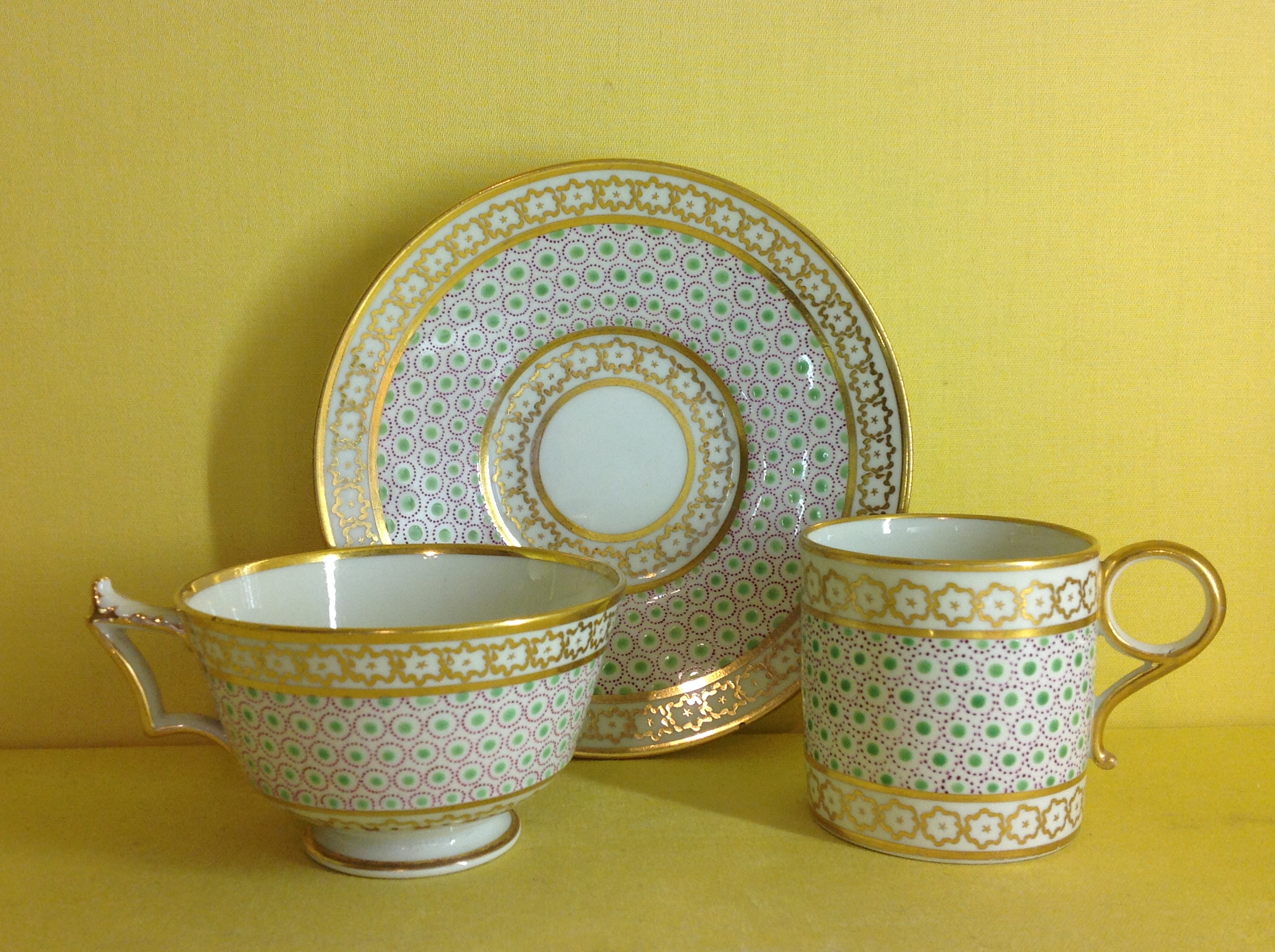 A Flight, Barr and Barr Worcester teacup, coffee can and saucer 