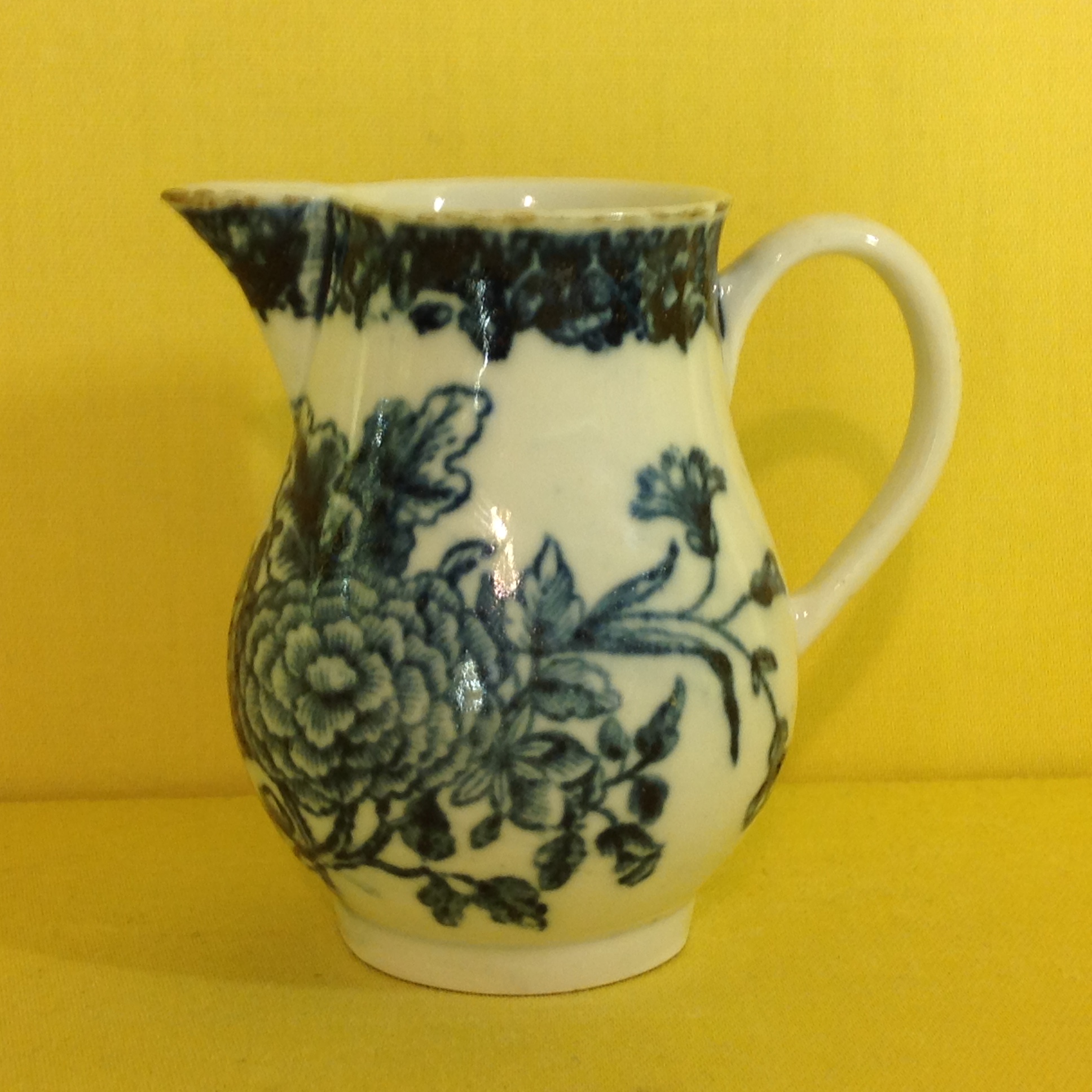 A Bristol sparrow beak milk jug 