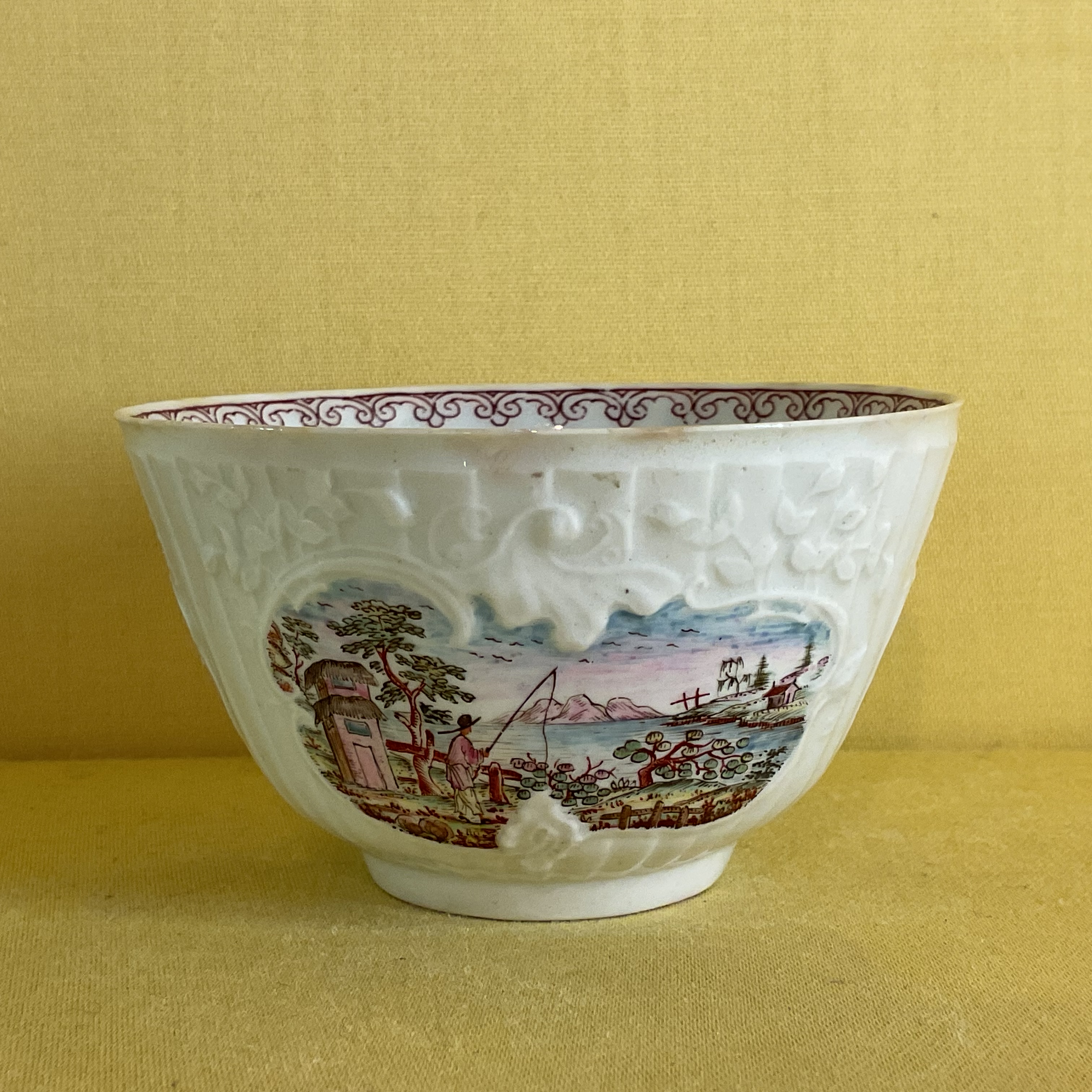 A fine Worcester tea bowl