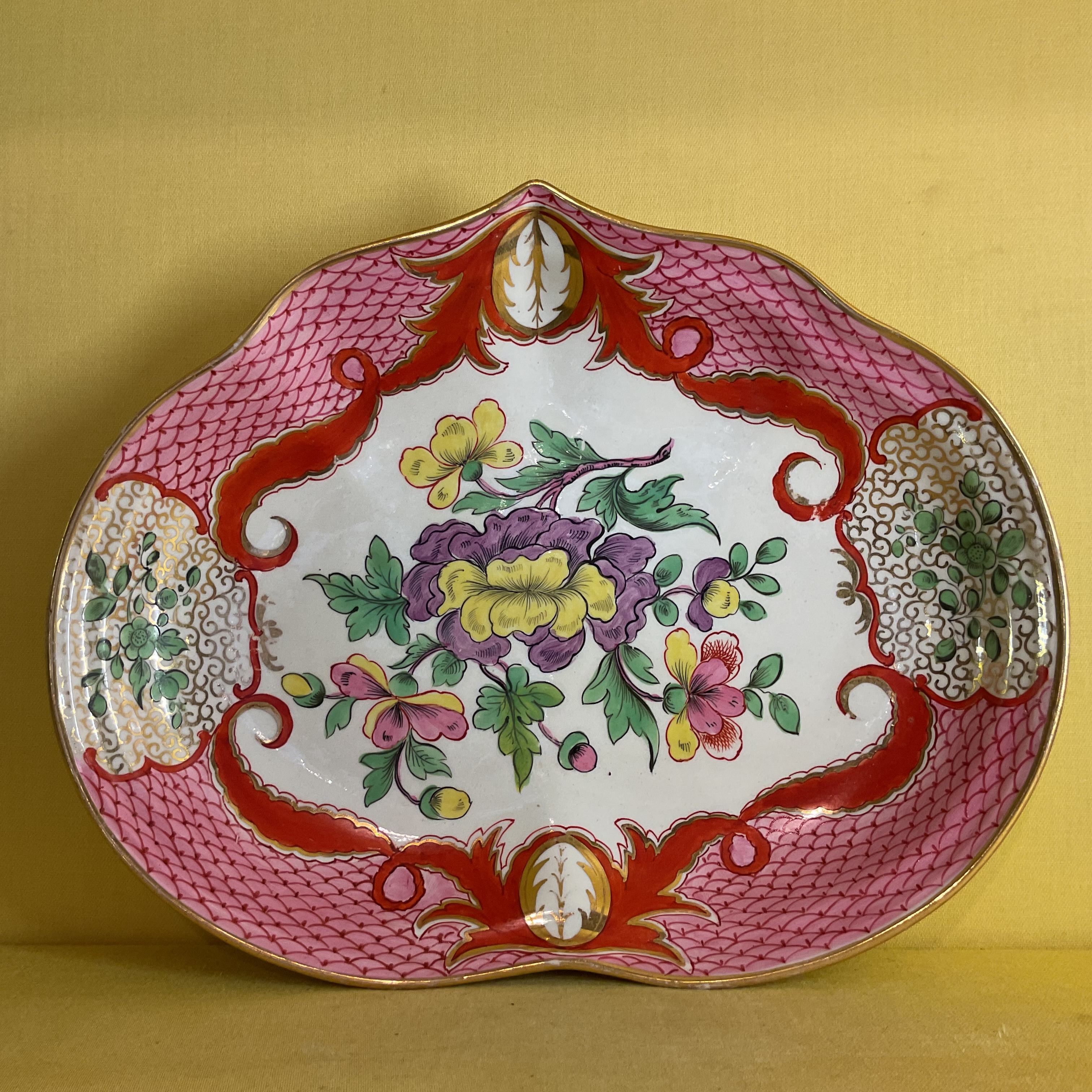 A Derby heart shaped dish 