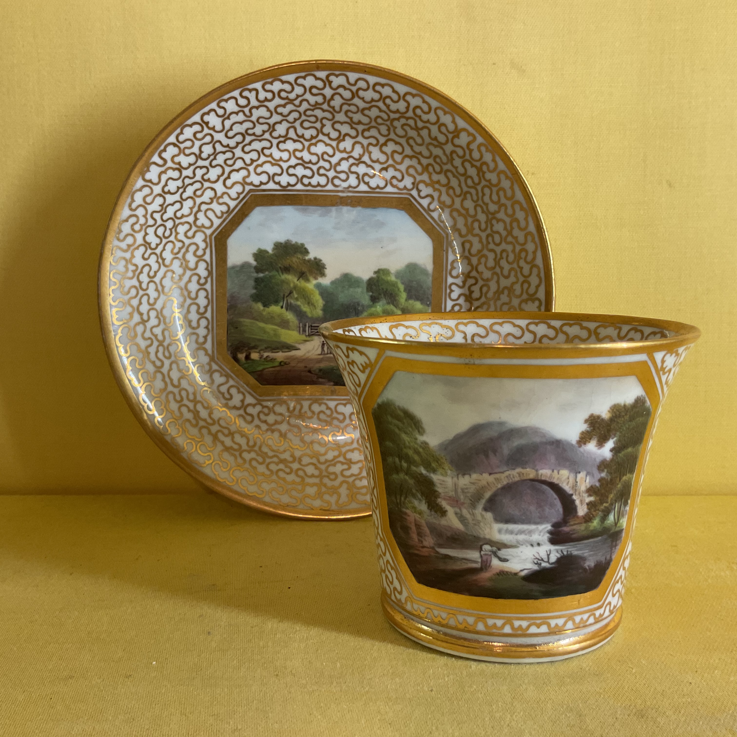 A Chamberlain’s Worcester cup and saucer 