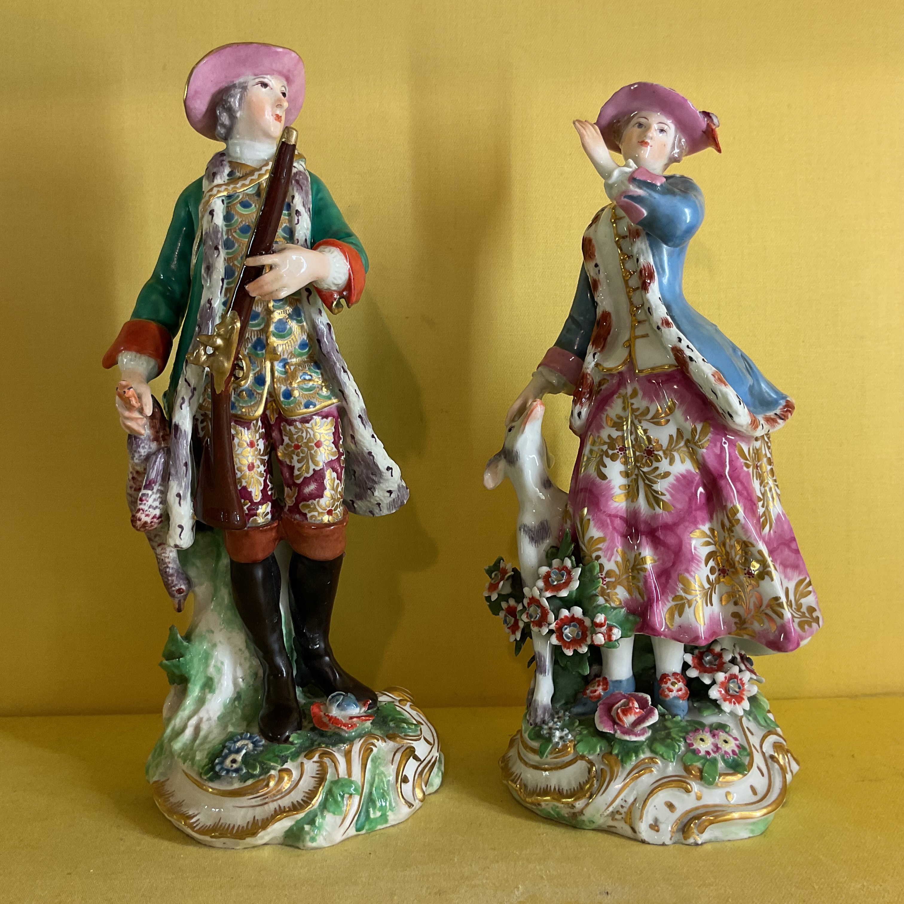 A rare pair of Chelsea figures 