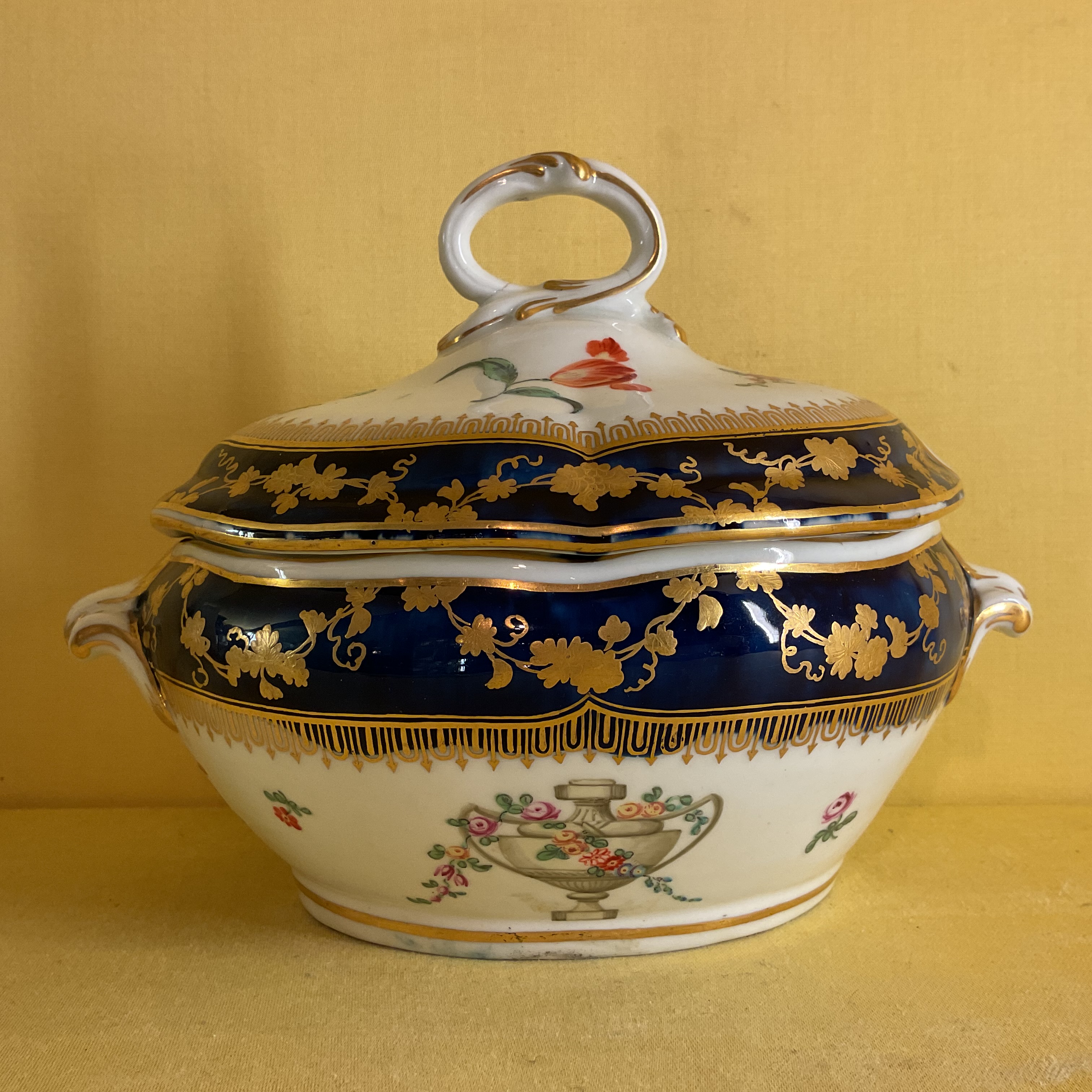 A rare Chelsea Derby sauce tureen and cover 