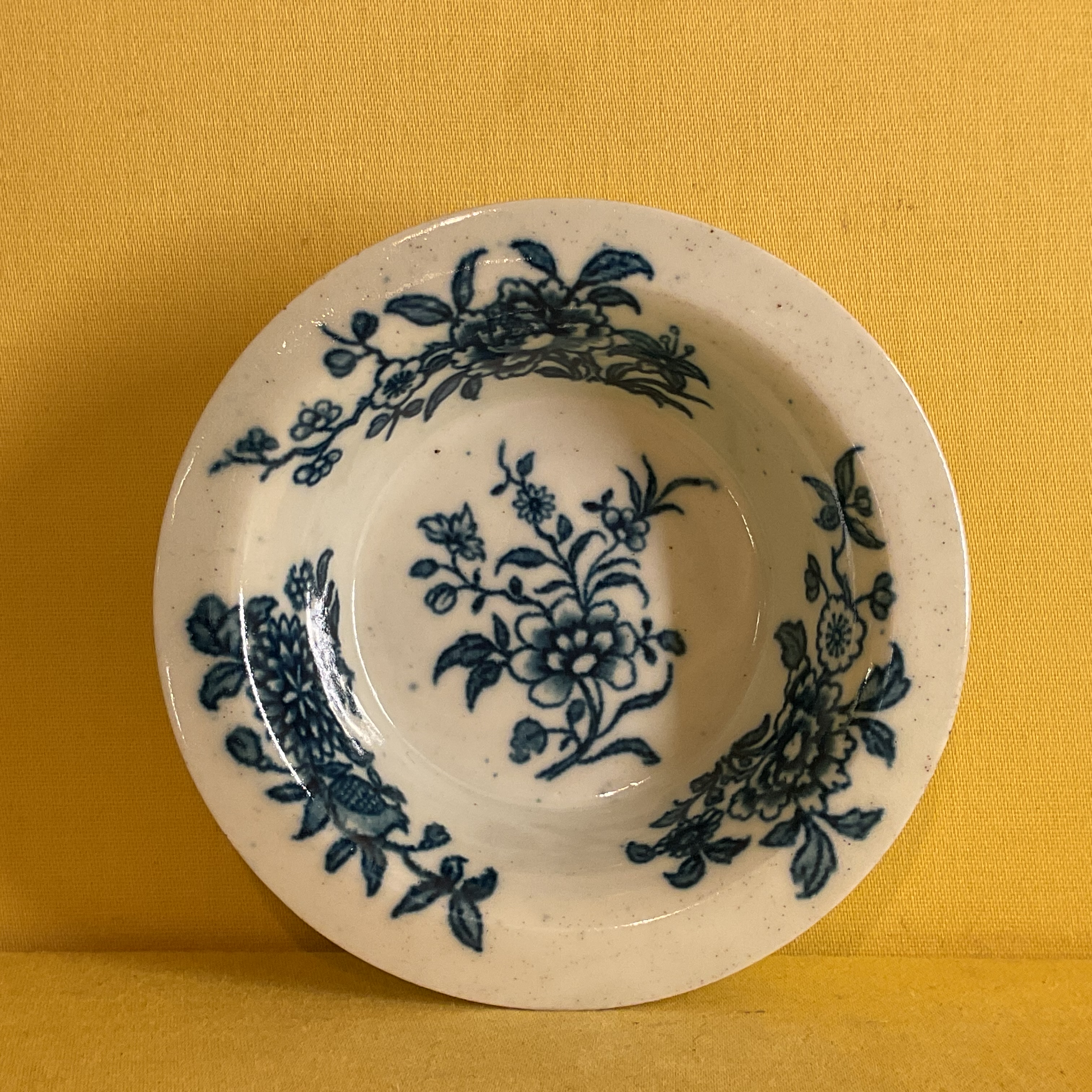 A Worcester patty pan