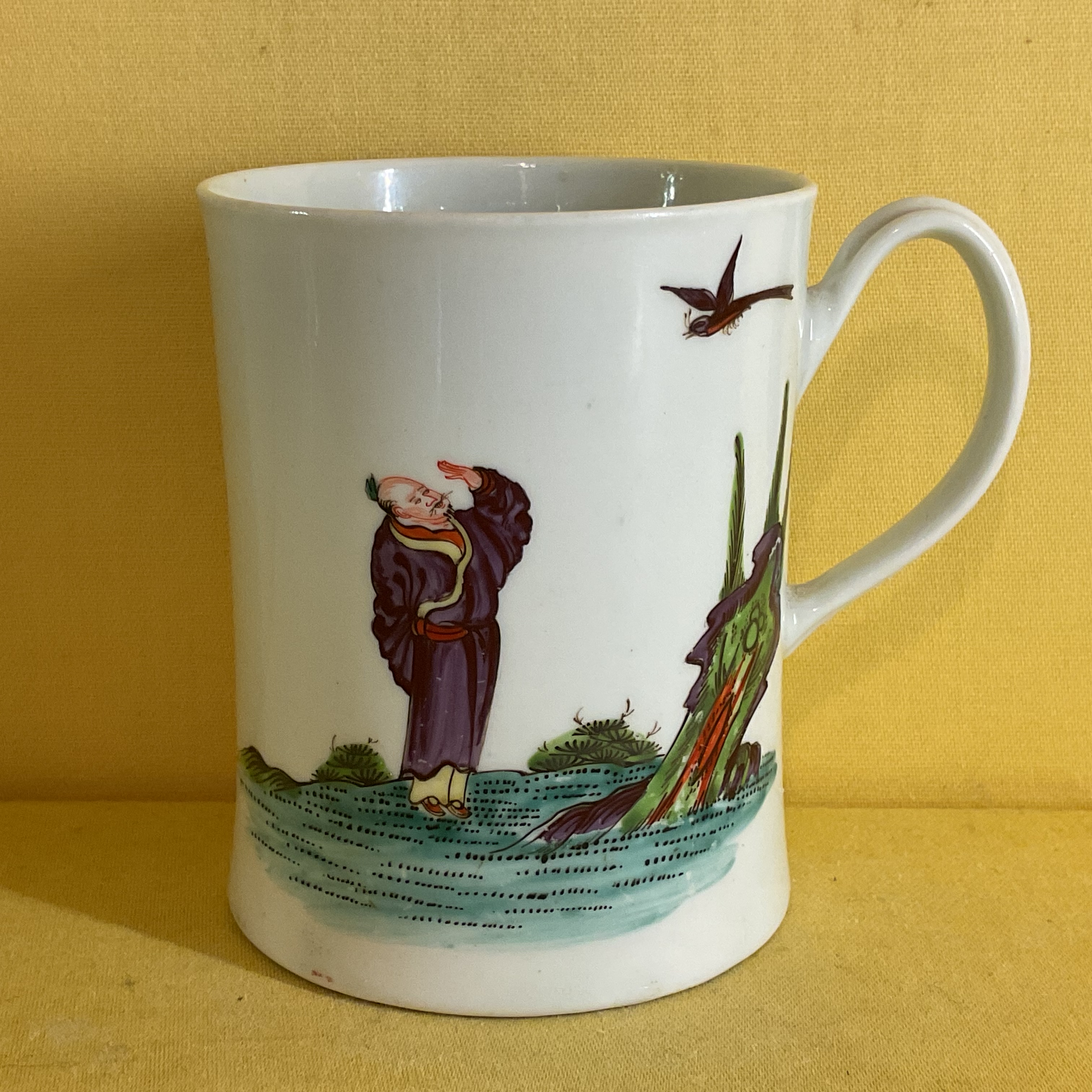 A fine Worcester small mug