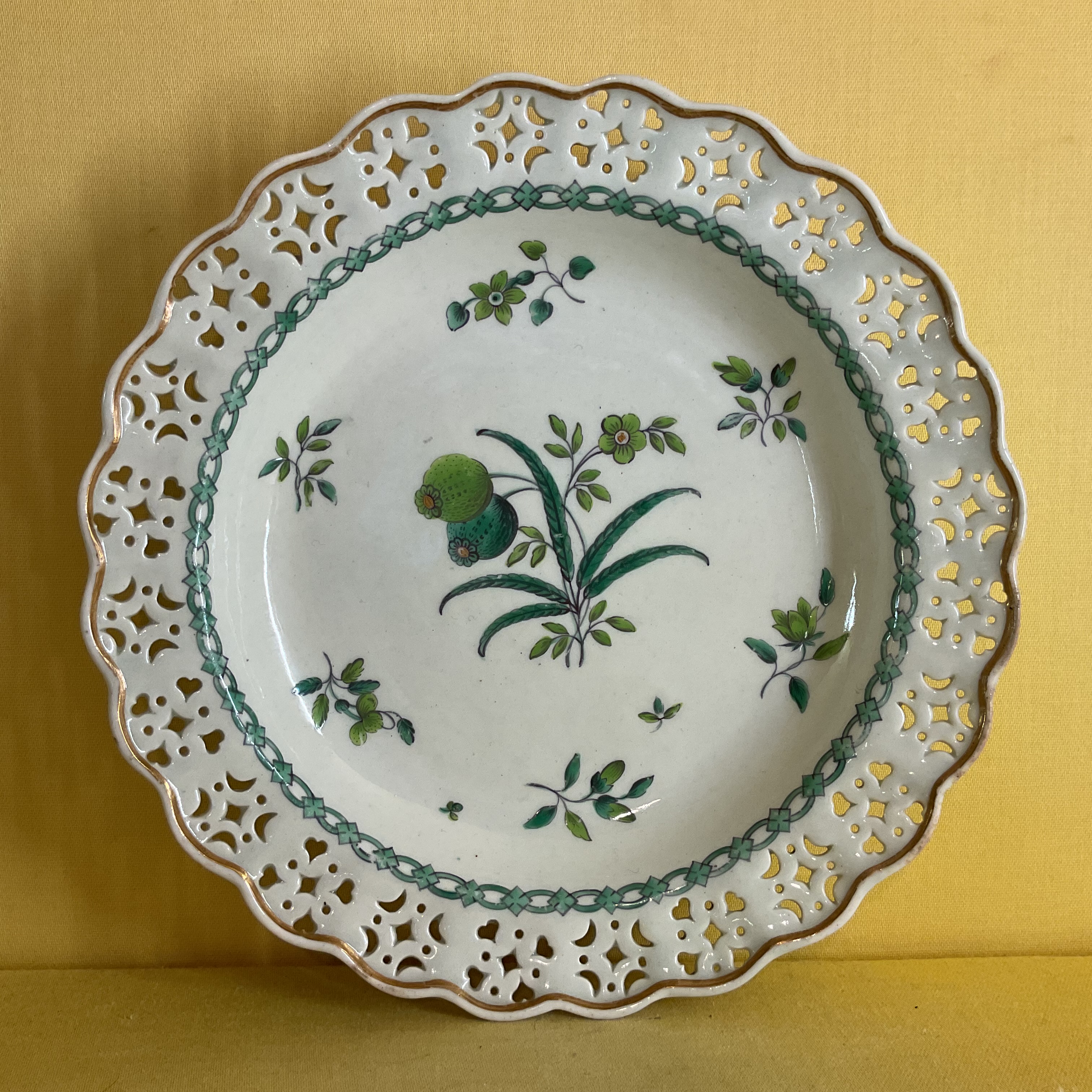 A rare Worcester small plate 