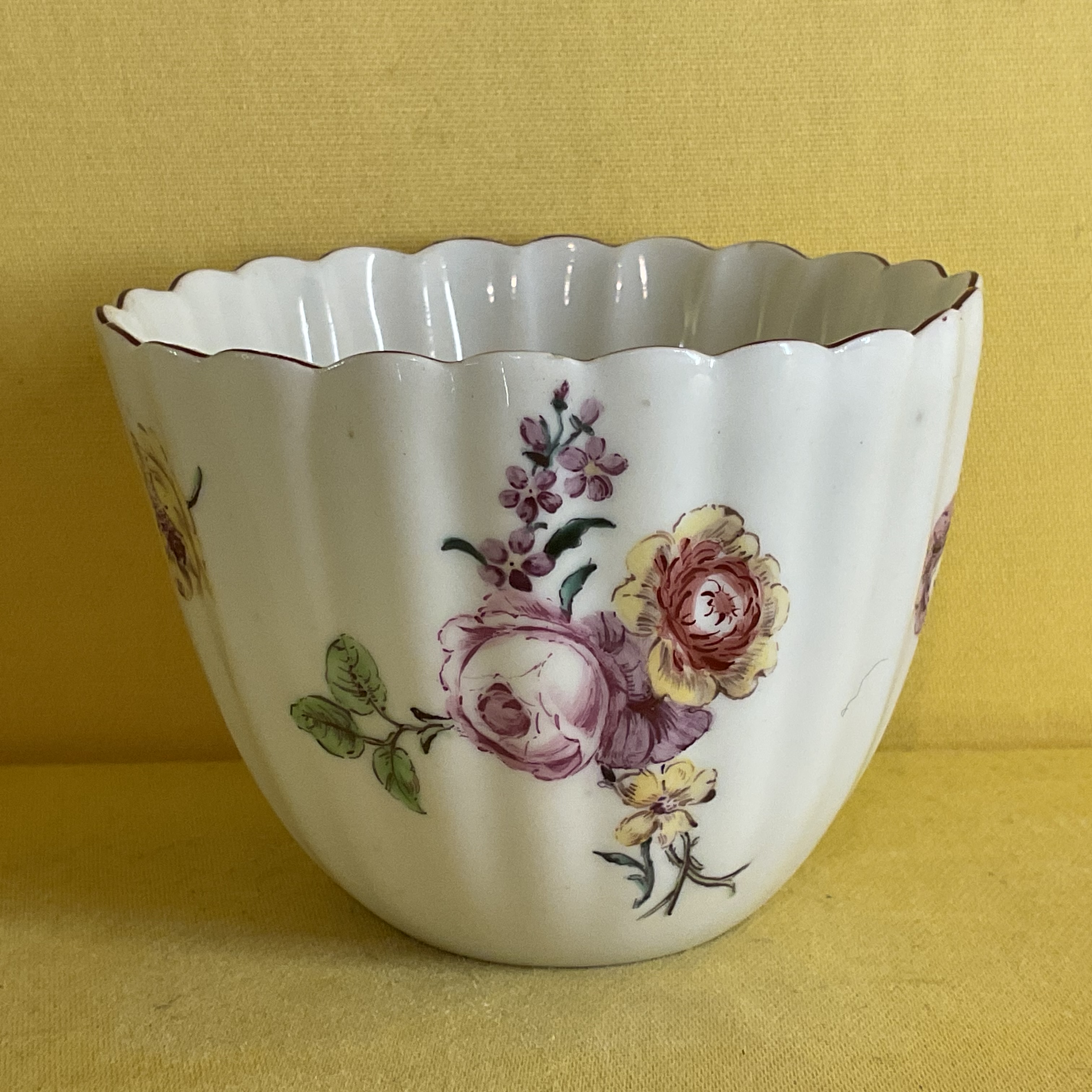 A Chelsea fluted beaker 