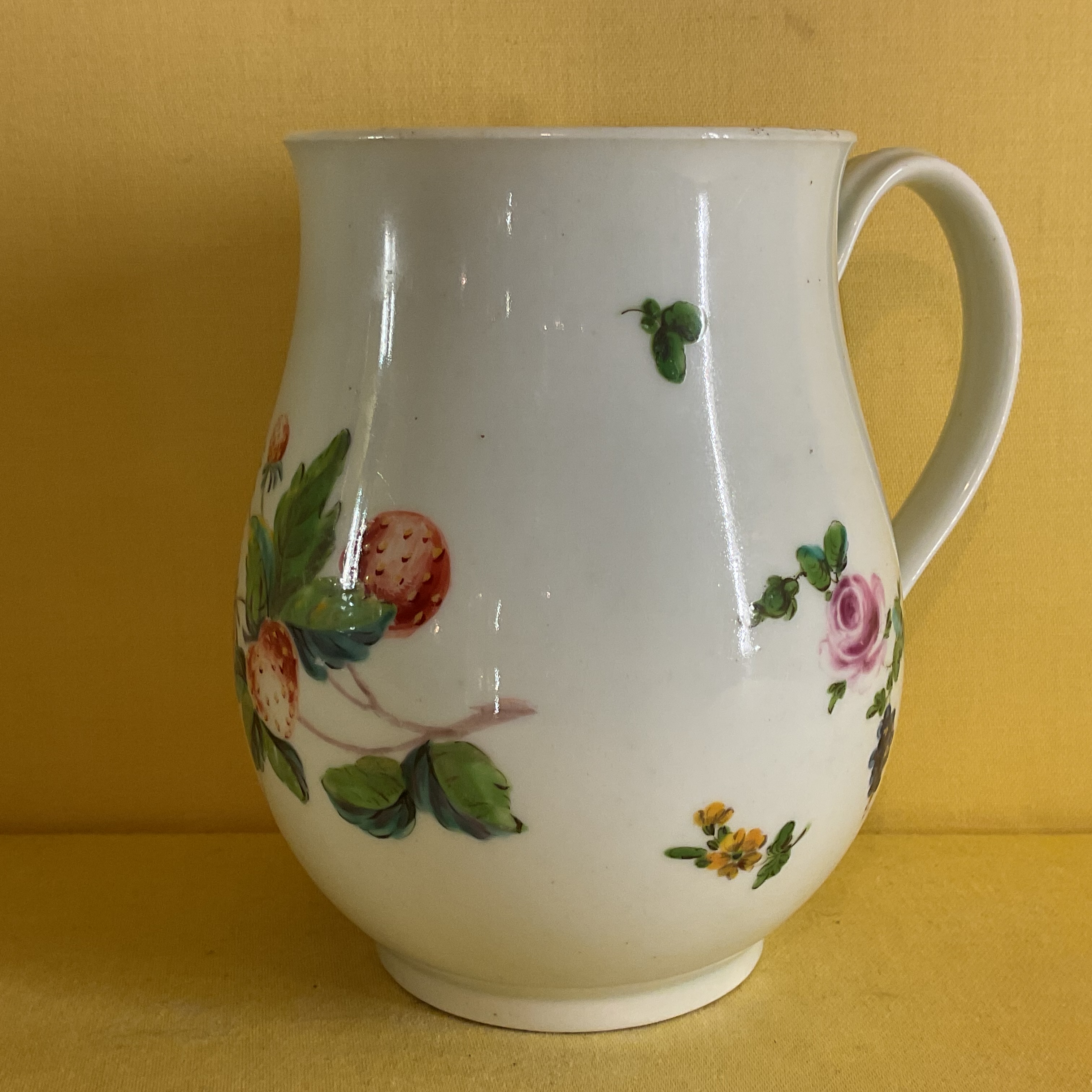 A rare Worcester mug