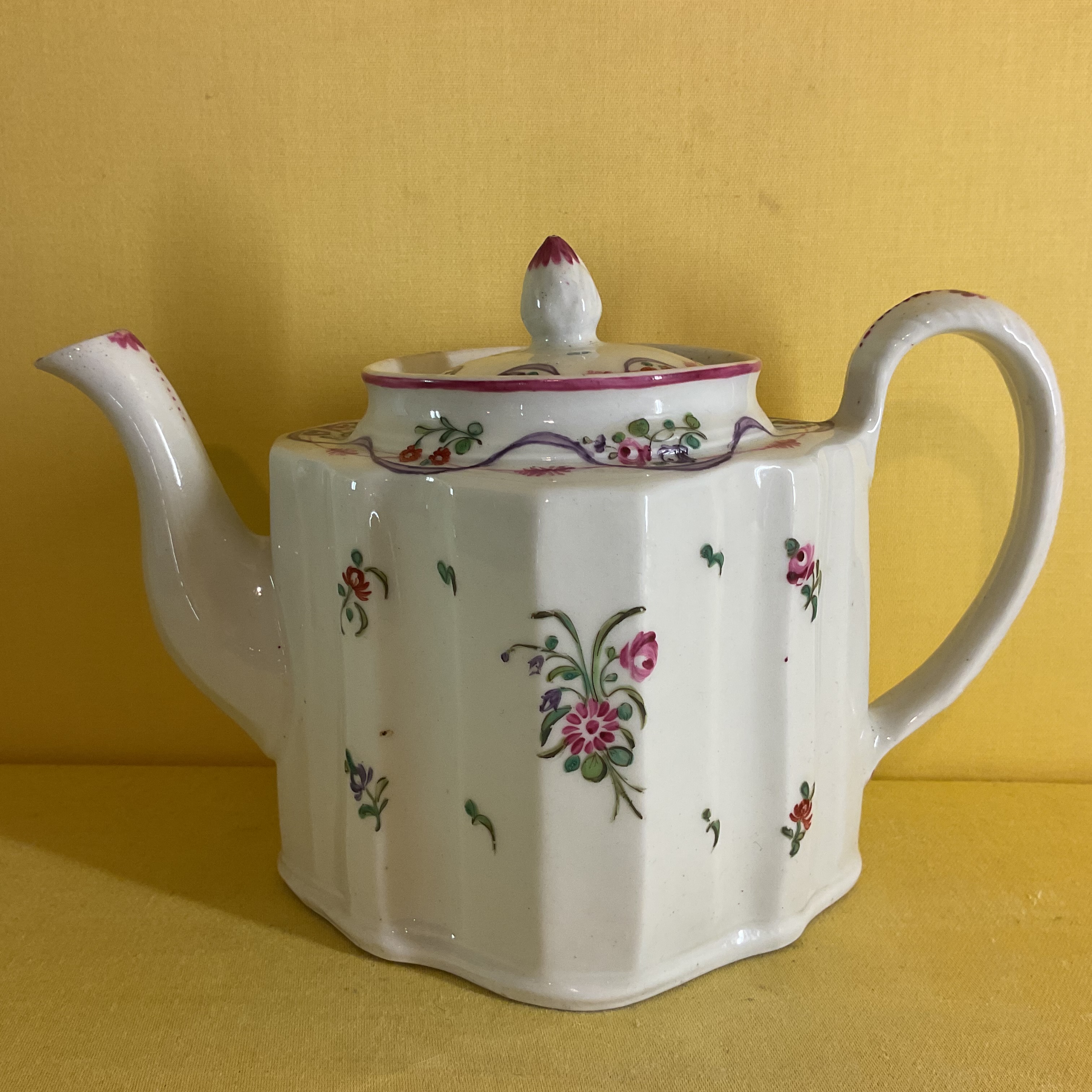 A New Hall teapot and cover 