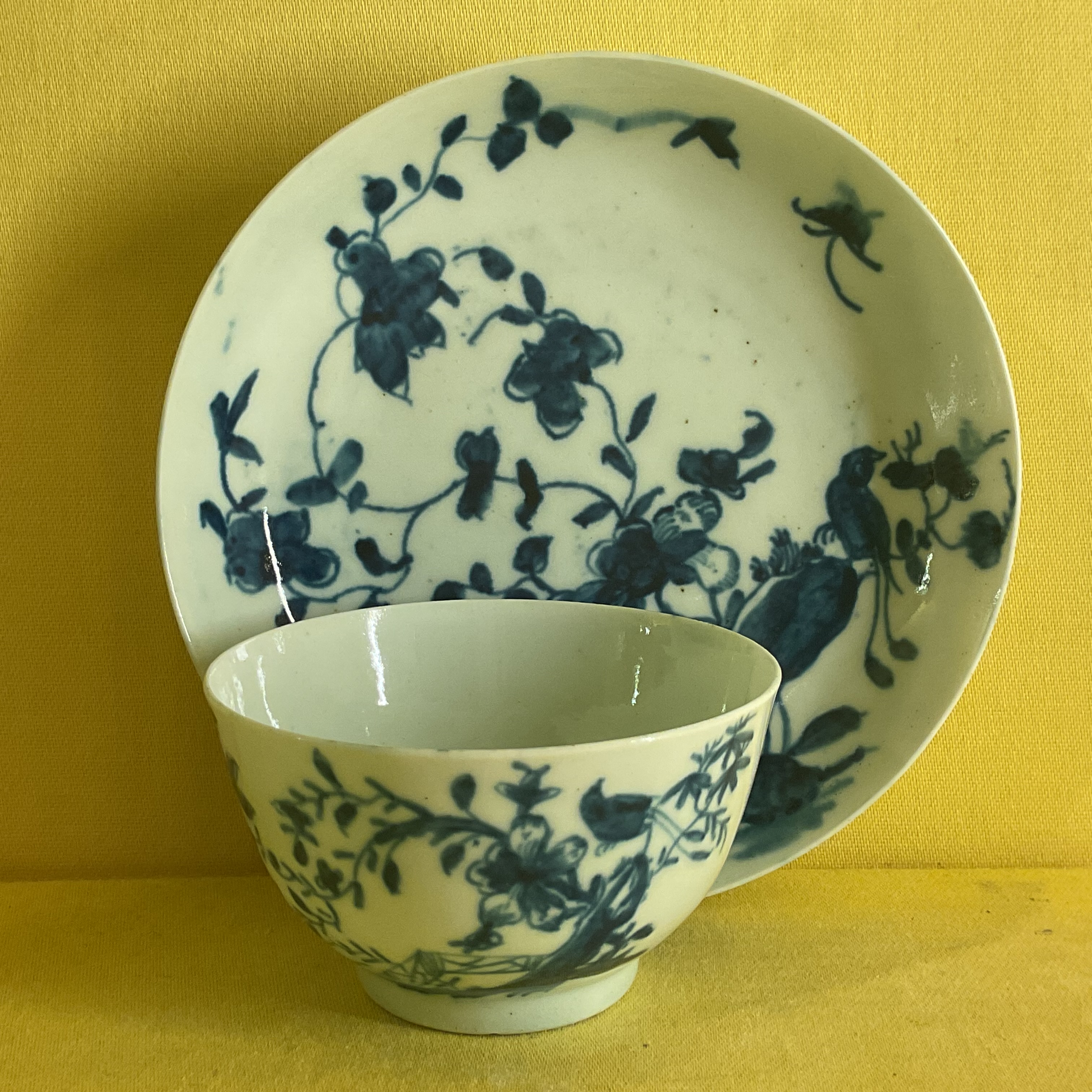 A Worcester tea bowl and saucer 