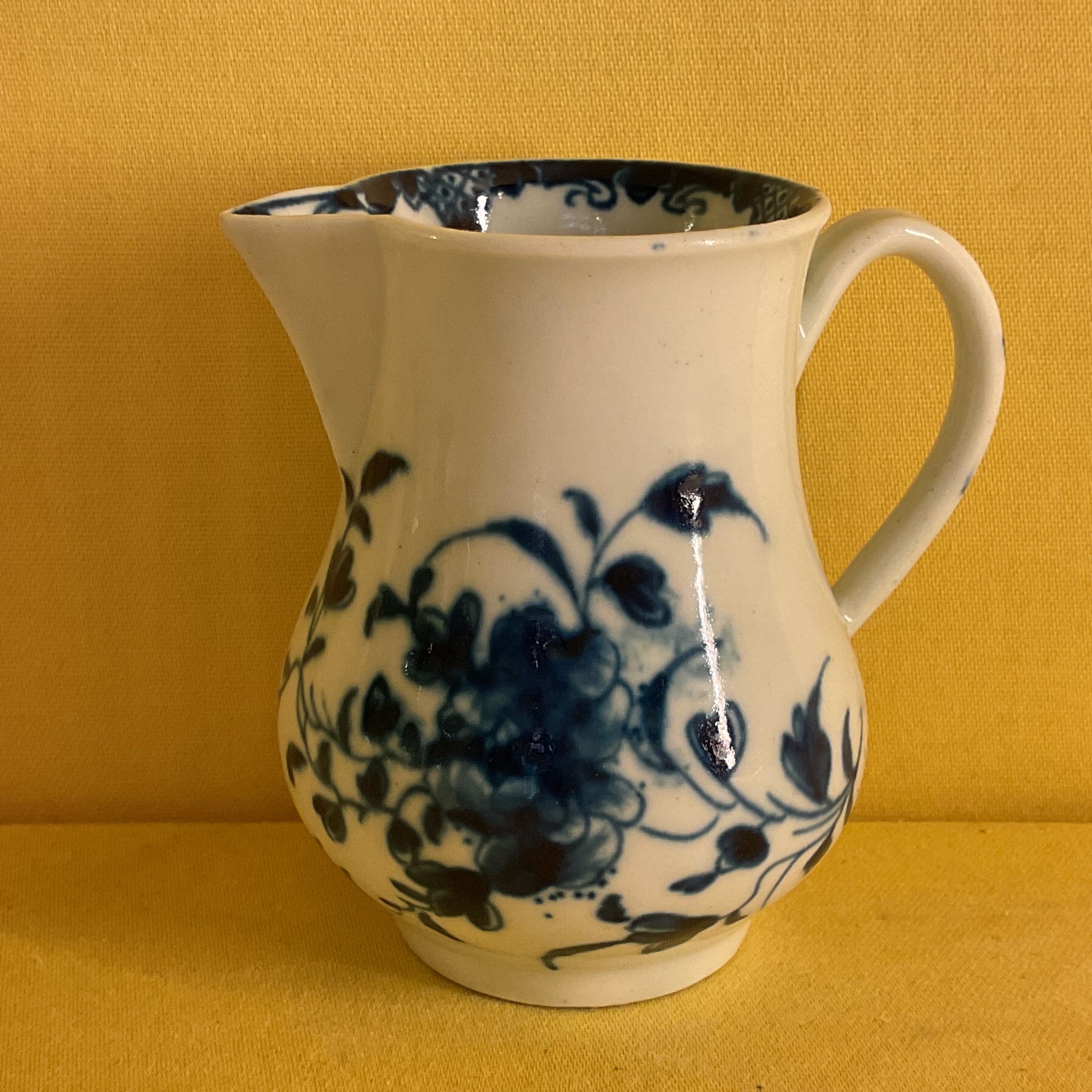 A Worcester milk jug 