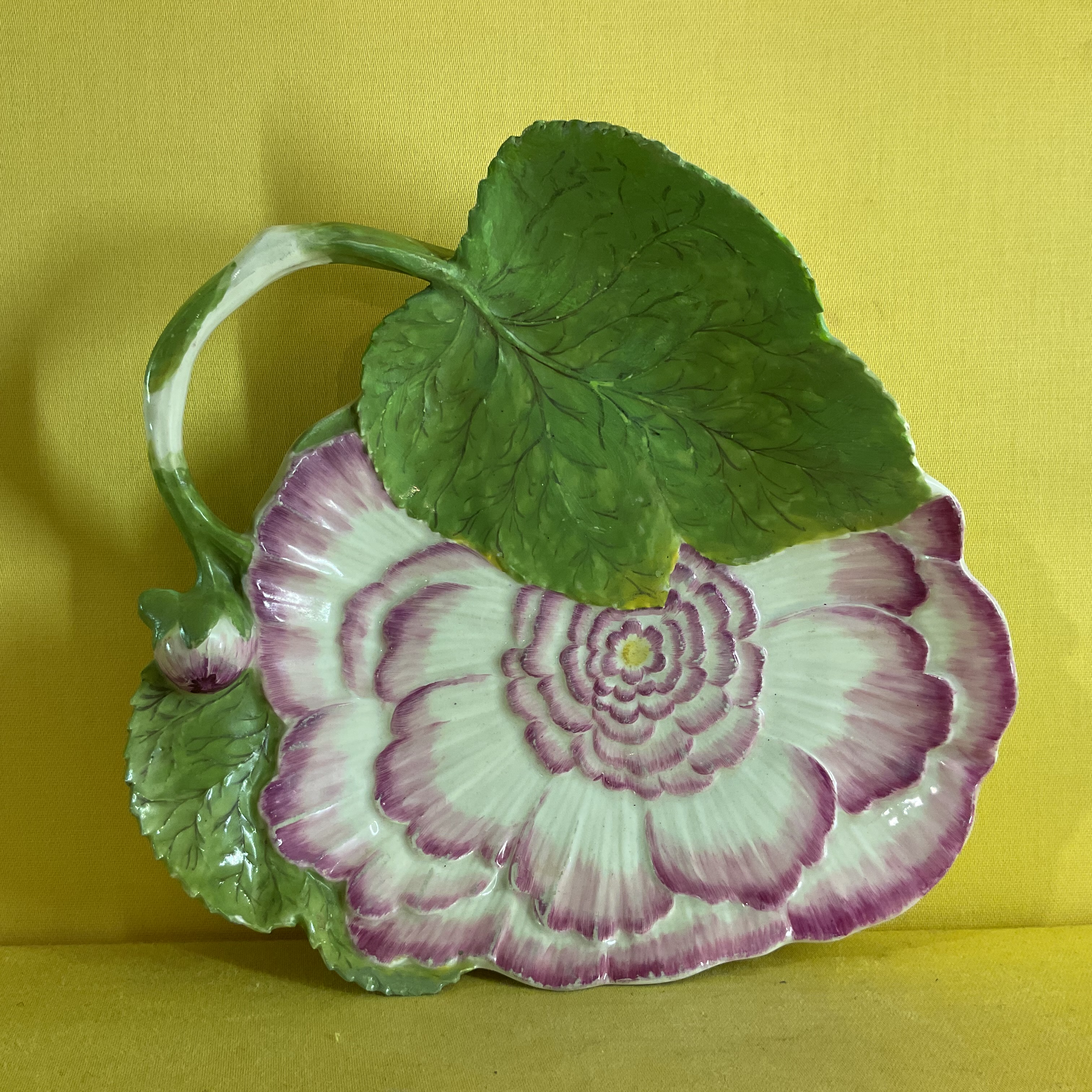 A Meissen peony dish 