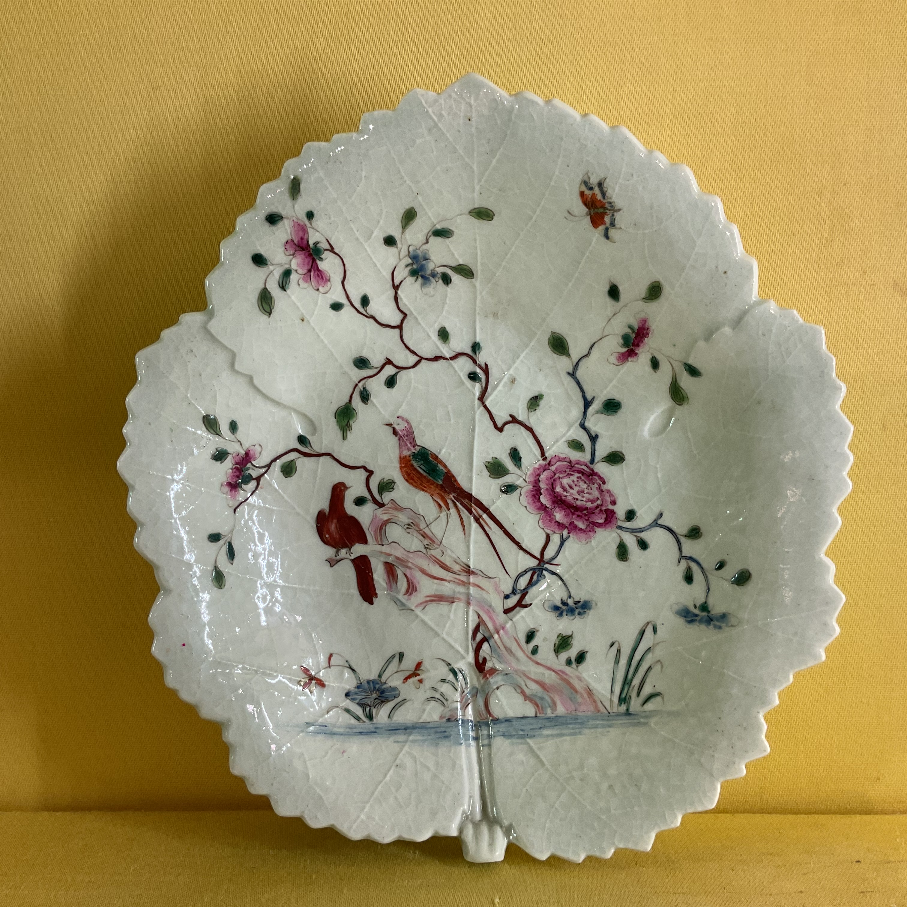 A rare Worcester fig leaf shaped dish 