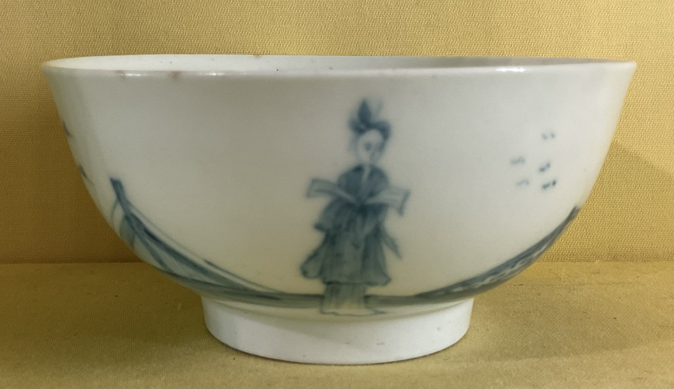 A rare Worcester round bowl