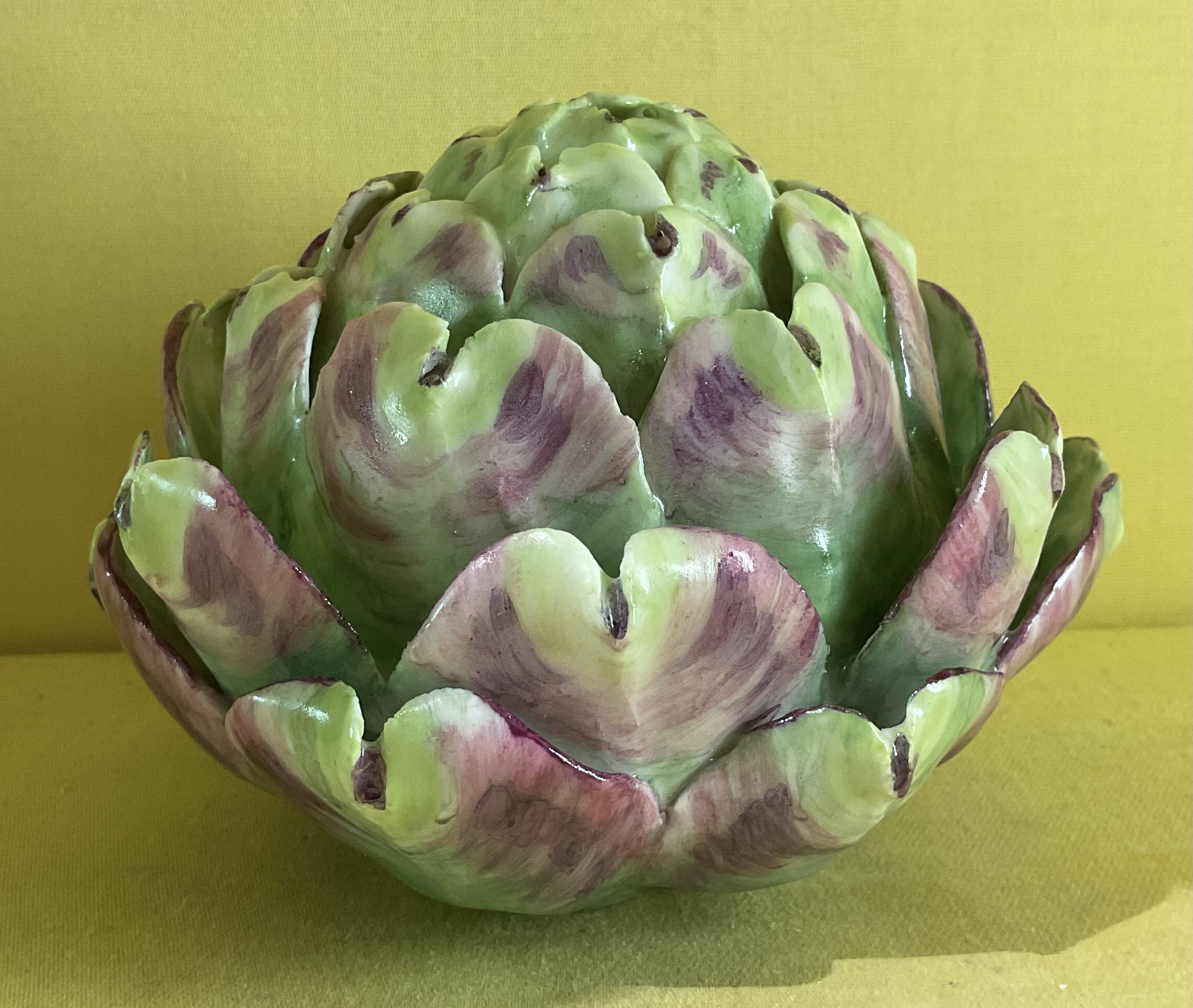 An Anne Gordon (Marchioness of Aberdeen) model of an artichoke 