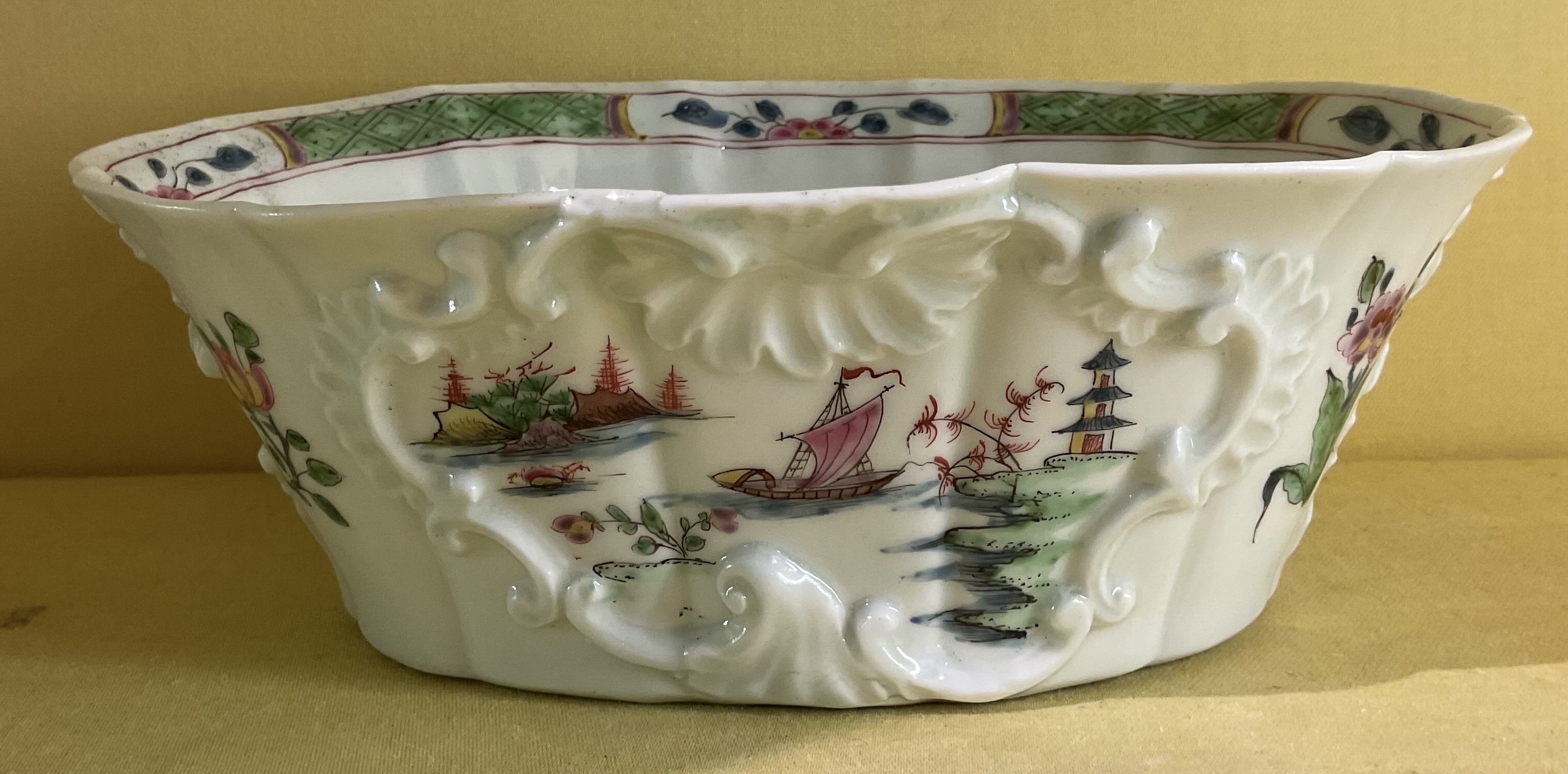 An exceptional Worcester potted meat tub