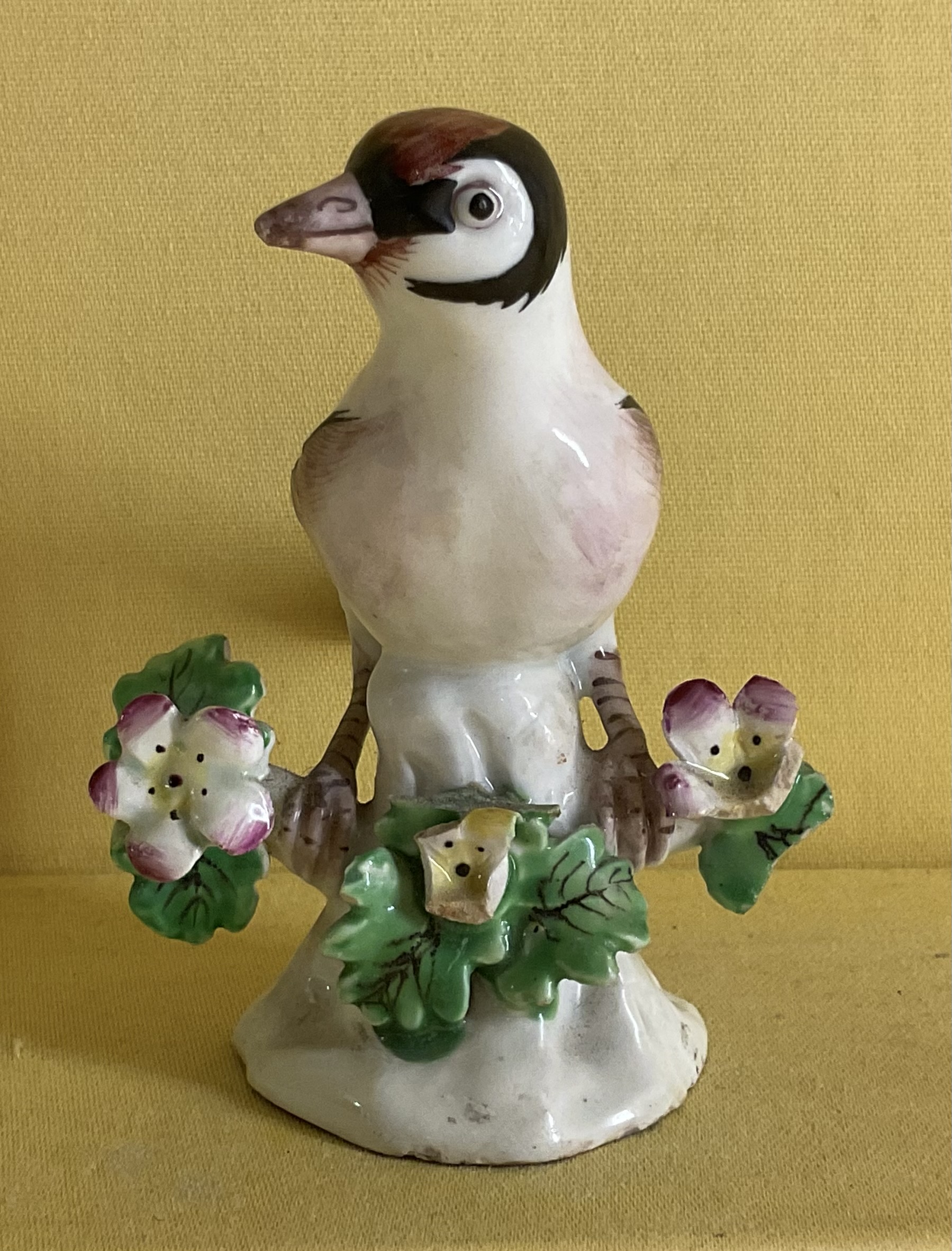 A Bow model of a Goldfinch 
