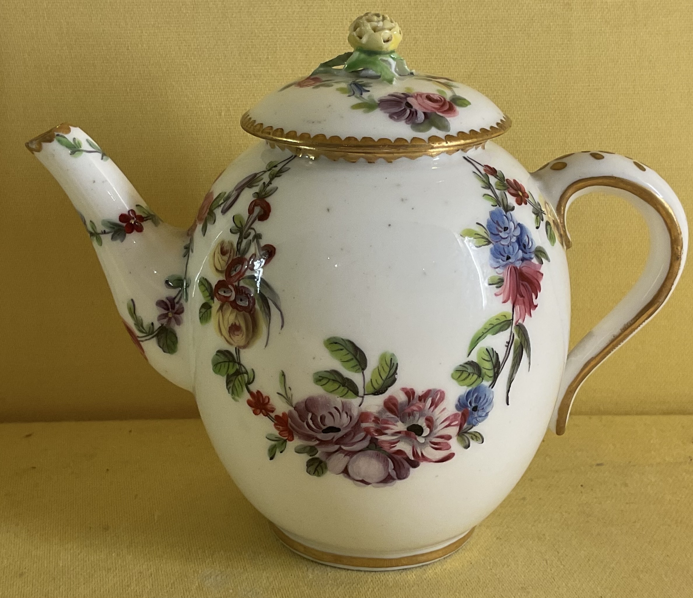 A Sevres small teapot and cover 