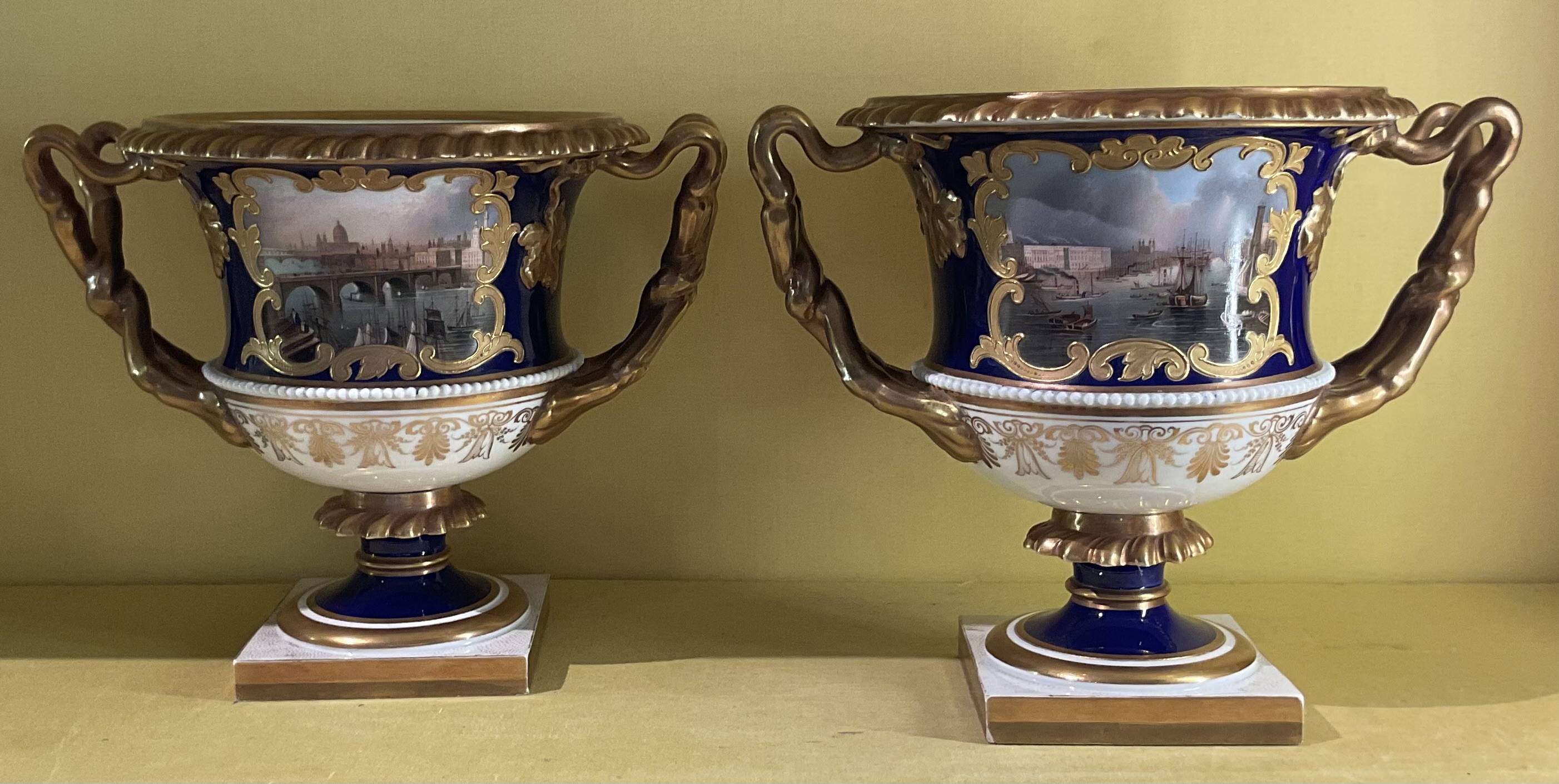 A fine pair of Chamberlain’s Worcester vases 