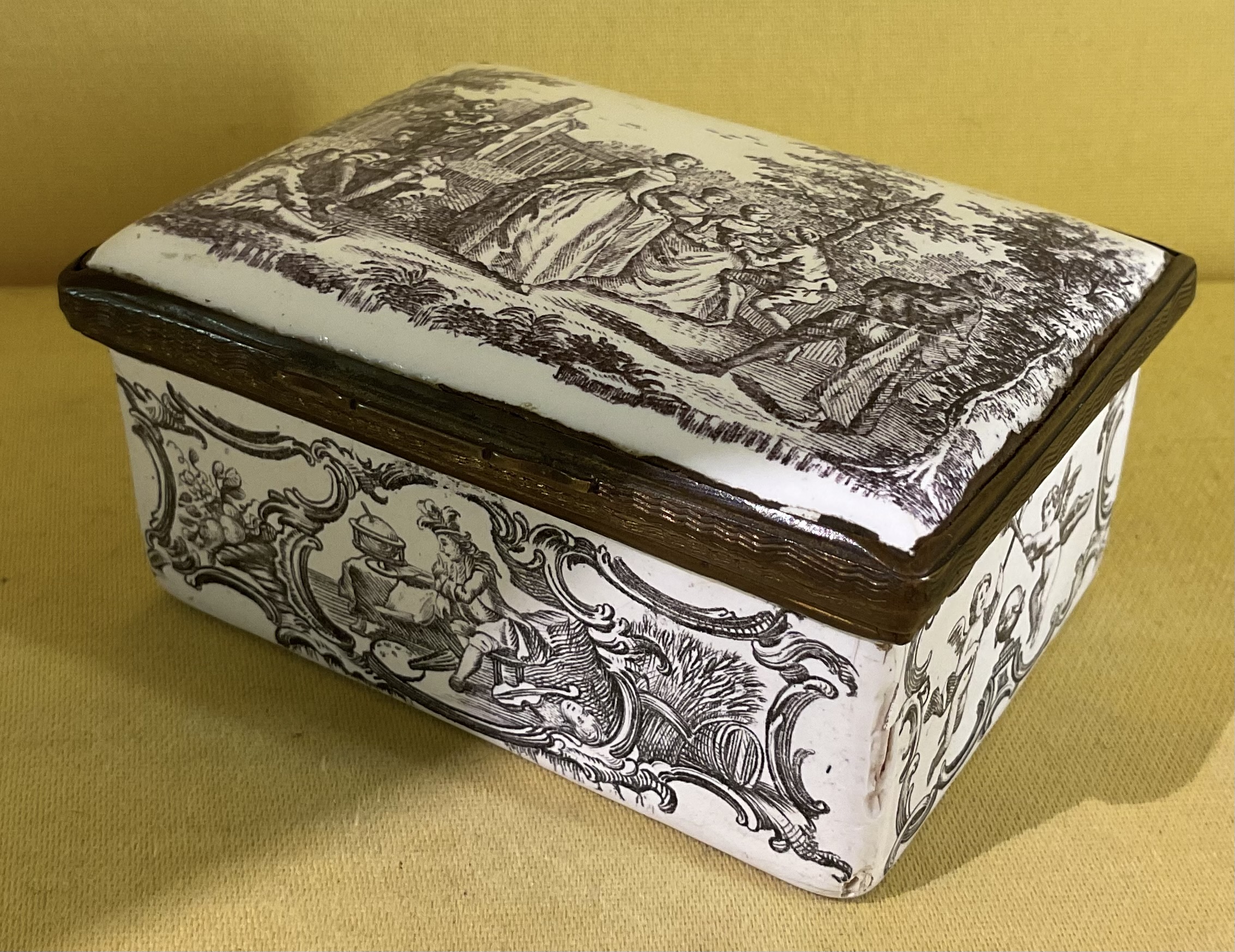 A Birmingham enamel snuff box 